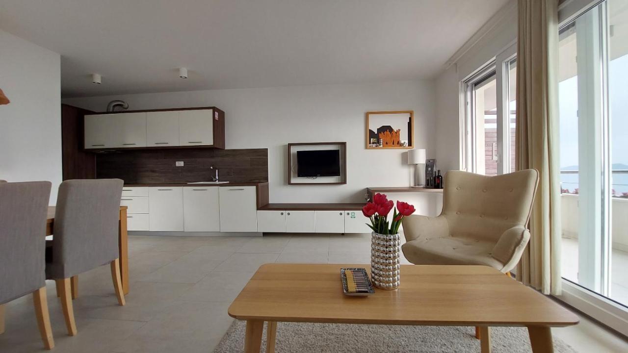 Villa Jolara-Luxury Apartment A8 Mimice Exterior photo